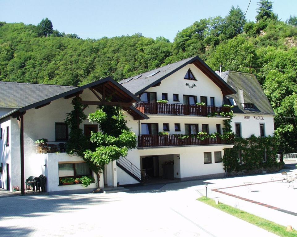 Moselhotel Waldeck Бурген Экстерьер фото